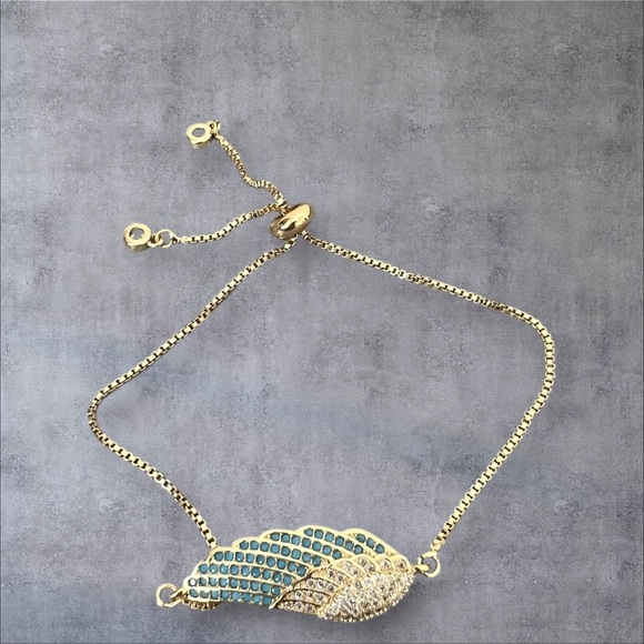 14K GP paved Angel wing Bracelet blue & clear CZ adjustable size - Picture 6 of 7